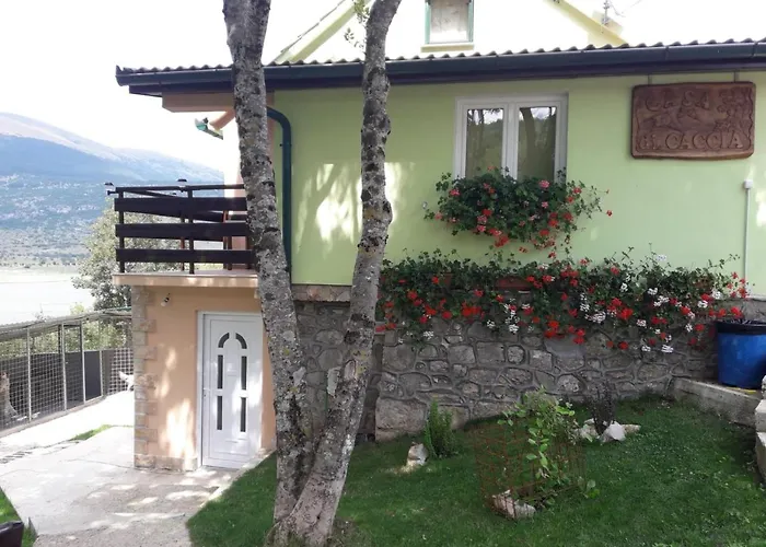 度假居 House Izvor Vrilo 托米斯拉夫格拉德